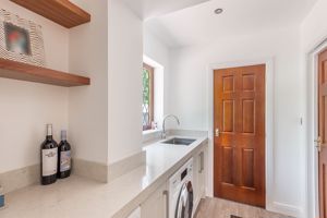 Photo 19- click for photo gallery